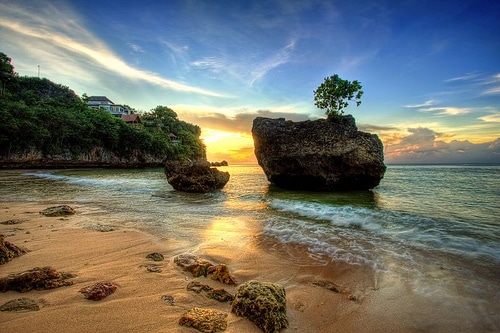 Recommended Travel Destinations in Bali which are predicted to be Crowded When New Normal